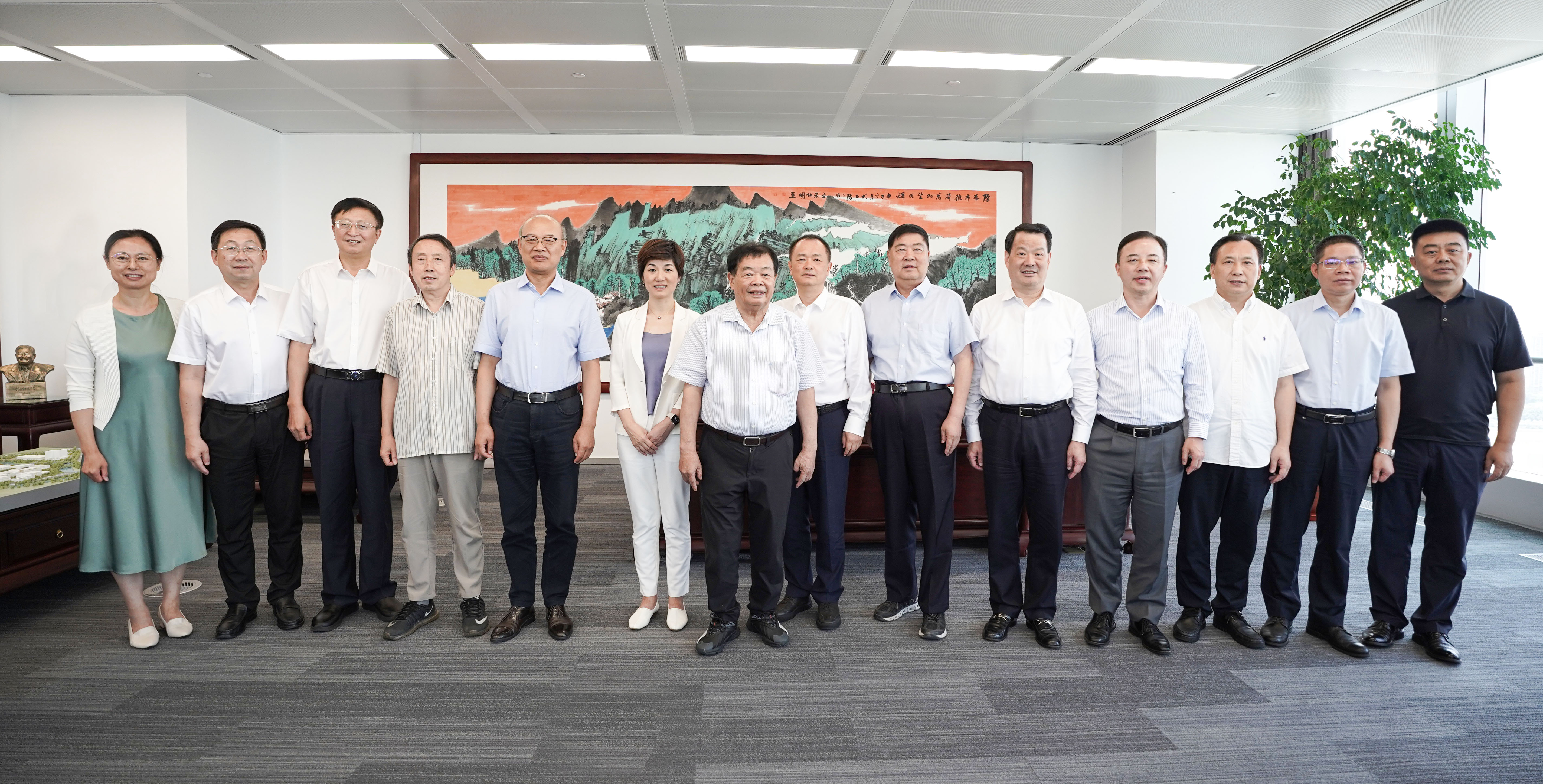 福耀科技大学（筹）第一届理事会第一次会议顺利召开